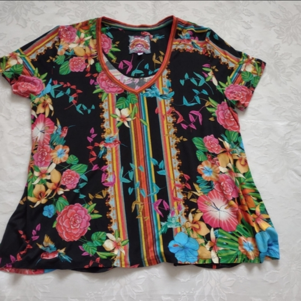 Johnny Was Andra v-neck swing floral short sleeves top